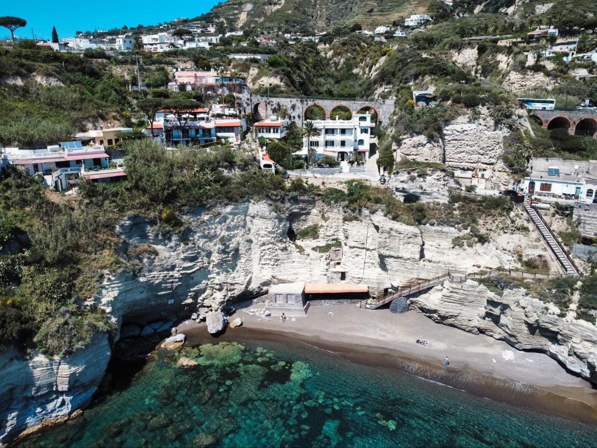 Villa Bina Sea Hotel Sant'Angelo  Bagian luar foto